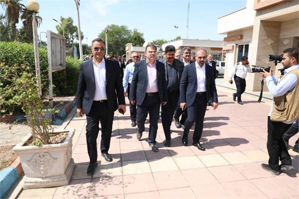 بازدید معاون وزیر نفت و مدیرعامل شرکت ملی صنایع پتروشیمی از شرکت پتروشیمی رازی/ تاکید بر توسعه همکاری‌ها و رفع موانع تولید