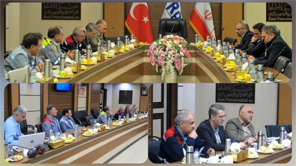 نشست مشترک مدیران ارشد شرکت پتروشیمی رازی با رؤسای HSE وزارت نفت، صنایع پتروشیمی و سازمان منطقه ویژه اقتصادی